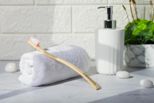 Bamboo toothbrush Medium Pink Gowdas - 2