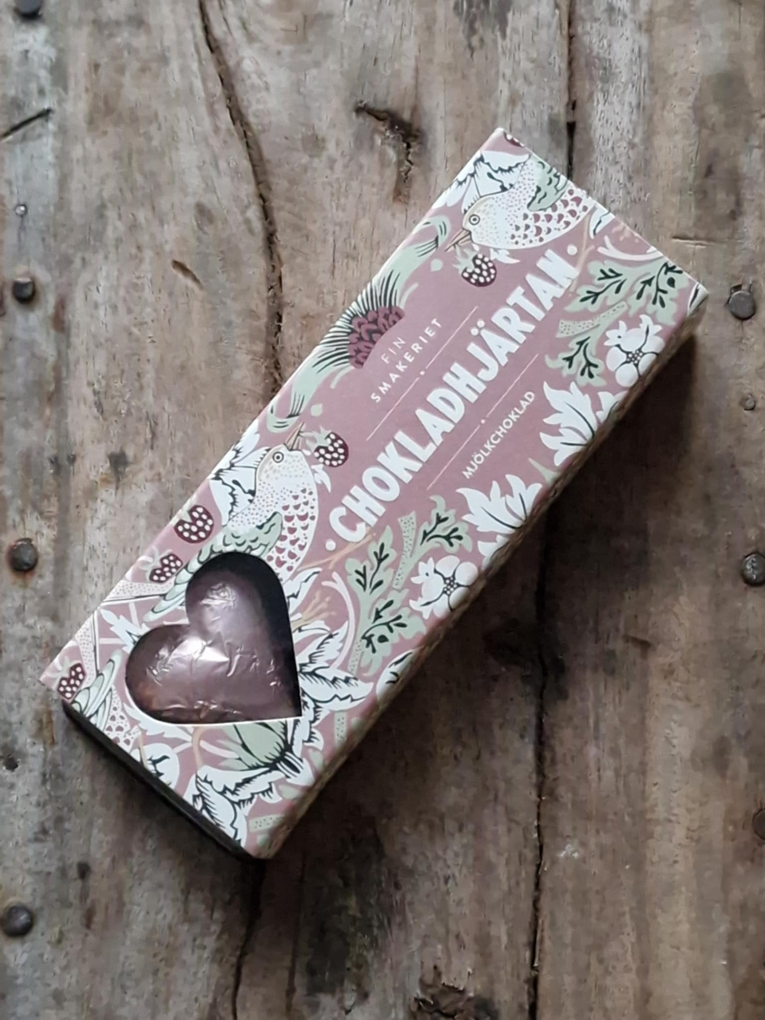 Chocolate hearts, Milk chocolate - Finsmakeriet - 4