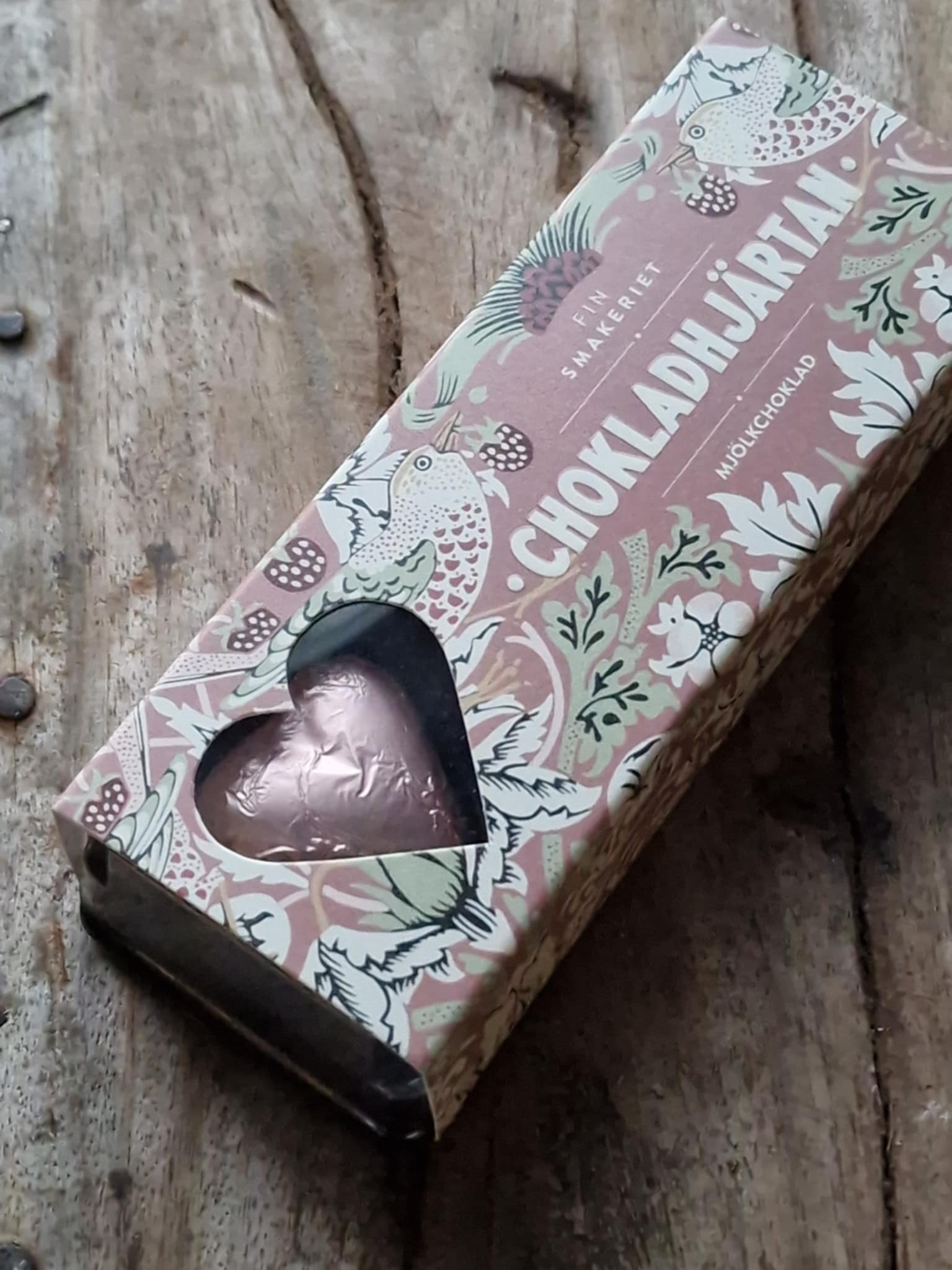 Chocolate hearts, Milk chocolate - Finsmakeriet - 3