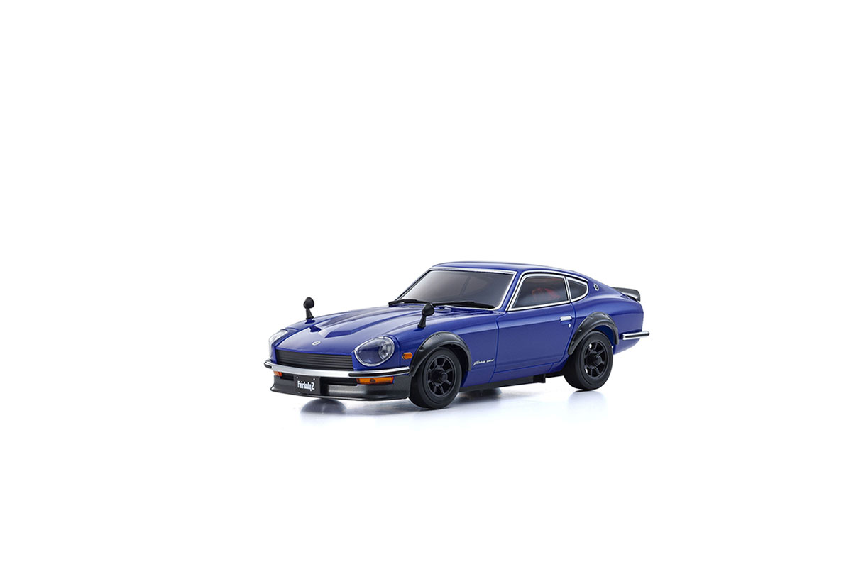 Kyosho 32645MB Mini-Z AWD Nissan Fairlady 240Z-L Metallic Blue (MA020/KT531P)