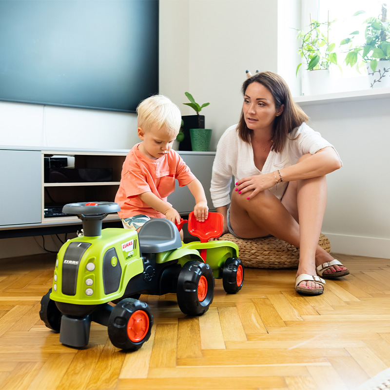 FALK Traktor CLAAS ride-on med vagn, kratta, spade & ratt med tuta 1-3år - 5