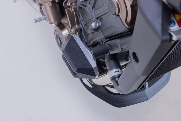 Frame slider kit. Black. Honda CB650R E-Clutch (23-) - 4