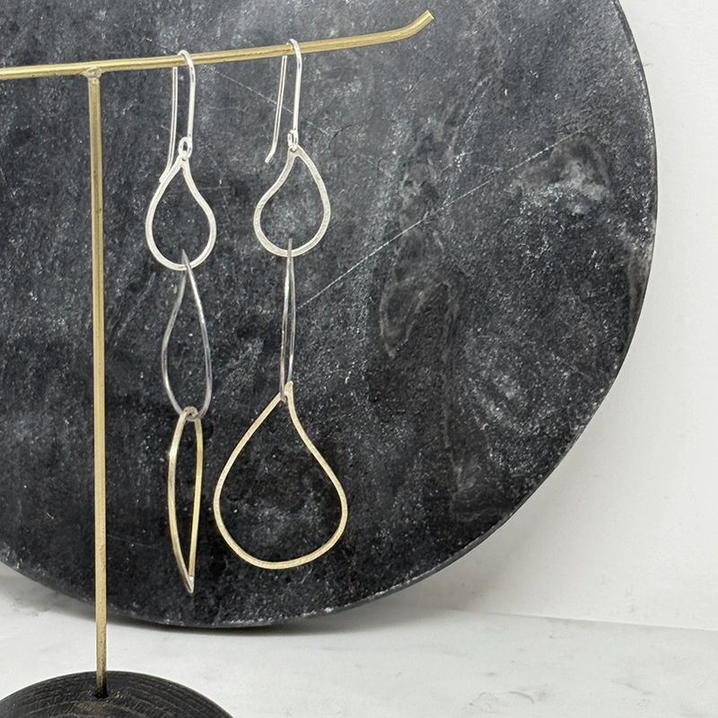 Örhänge - TRIPPLE  TEAR DROP  - silver/mässing/ox.silver