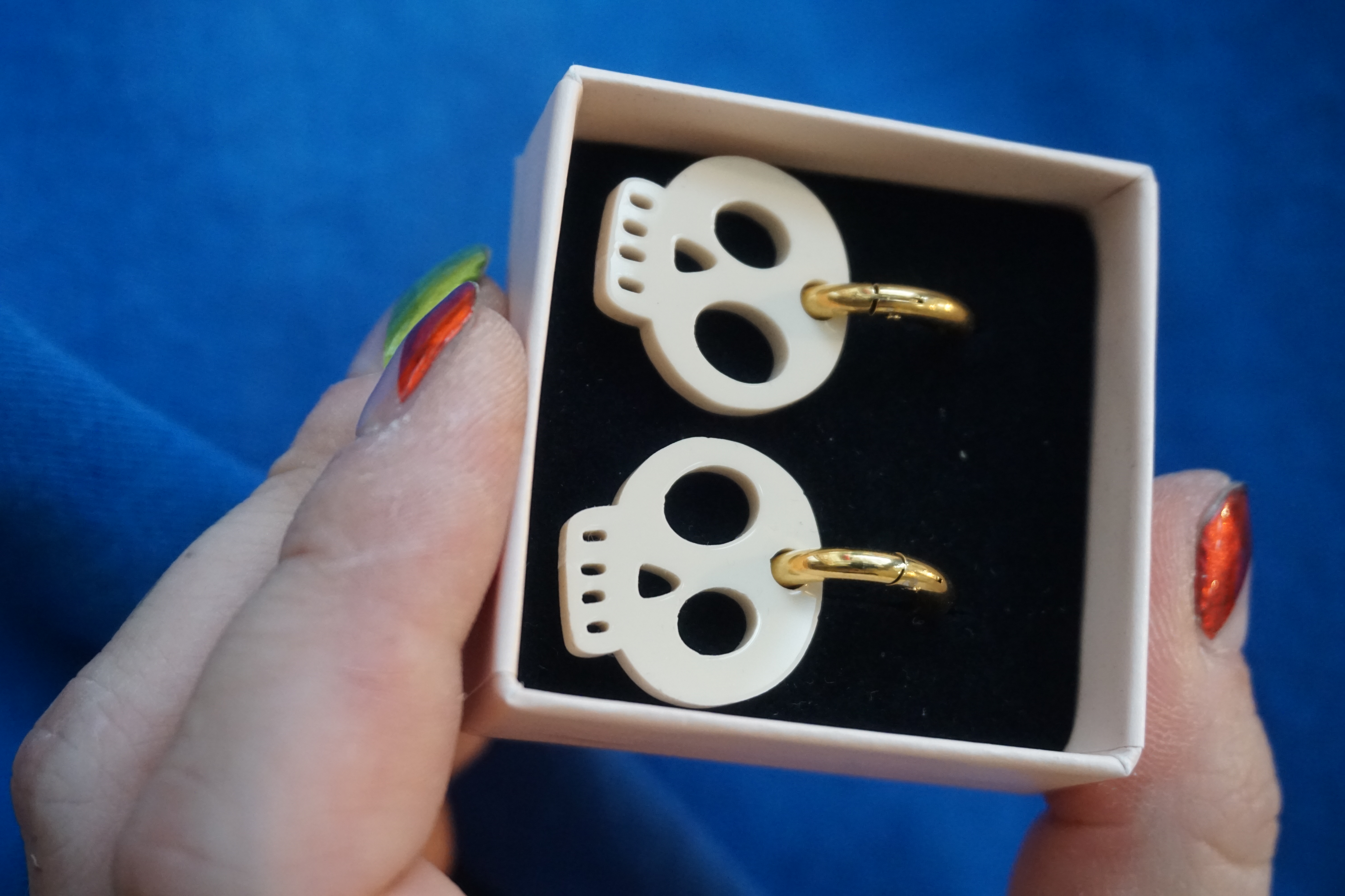 Halloween skull pendants - 2