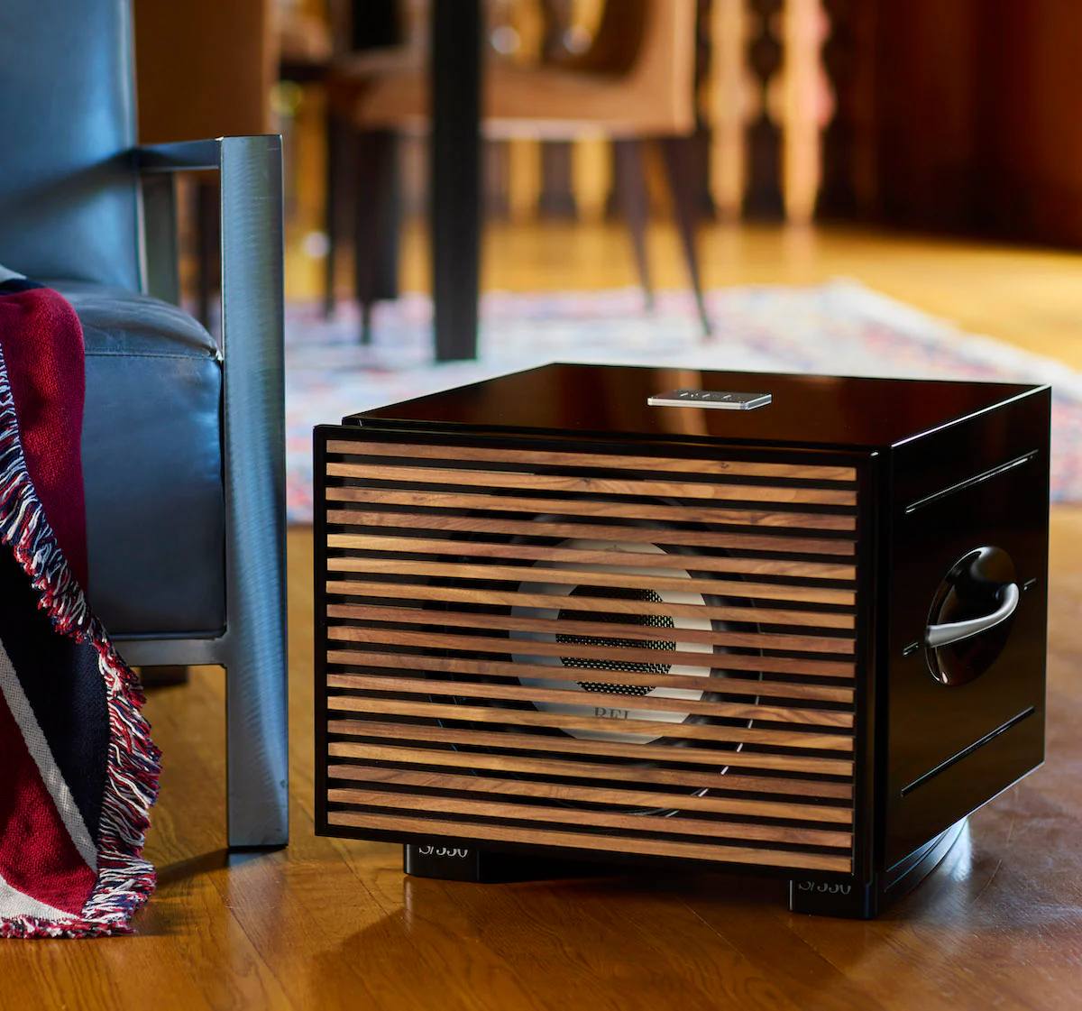 REL S-Serien;  S/550 Subwoofer - 3