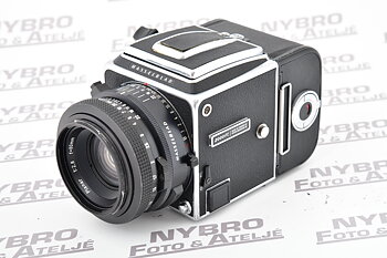 Hasselblad 2000 FC + Planar F 80/2,8 + A12 magasin