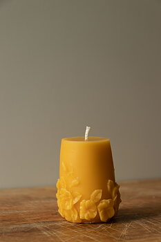 Dipam bivaxljus med blommor ø 6 x 8 cm