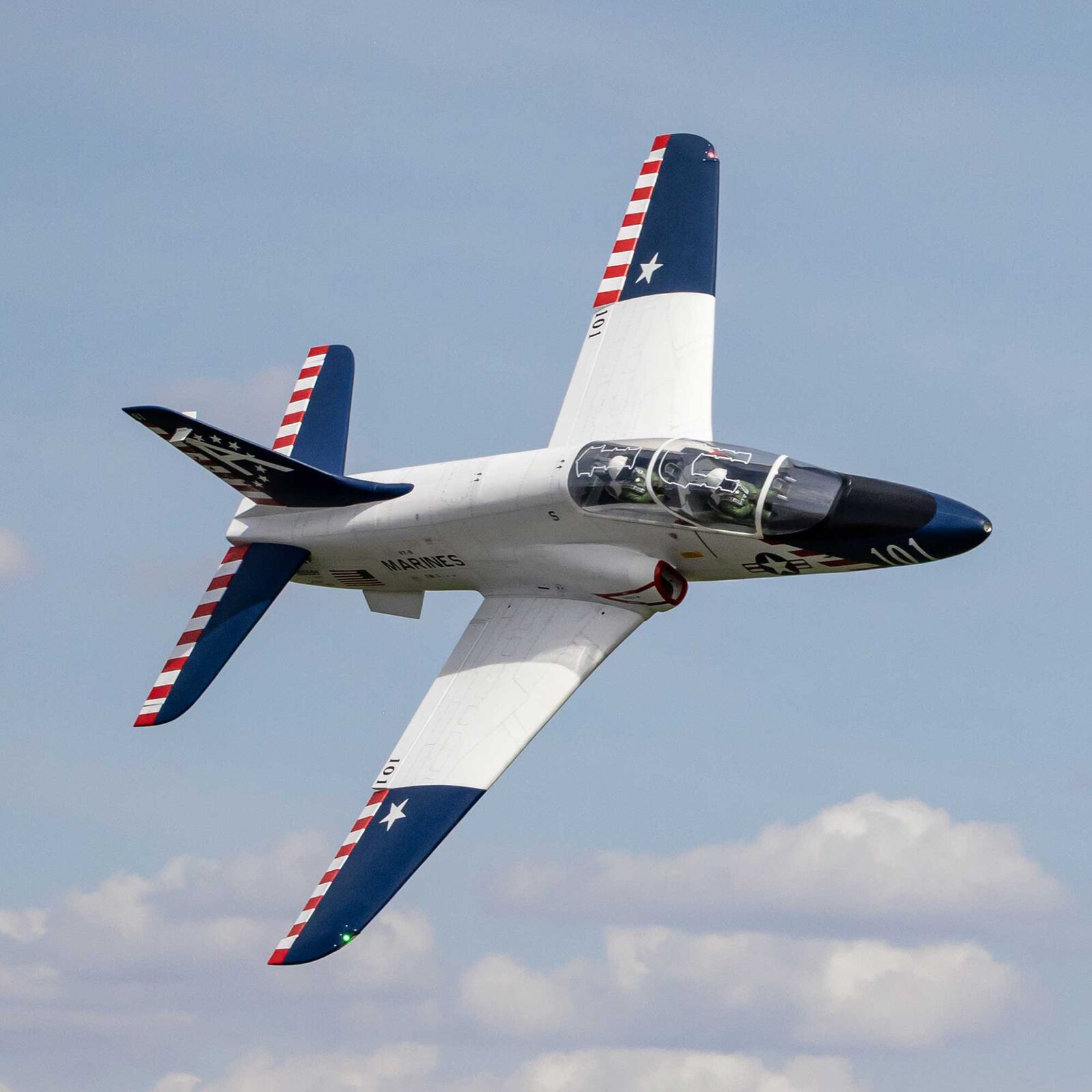 Hangar 9 Hawk/T-45 140-160N ARF with Retract Set - 8