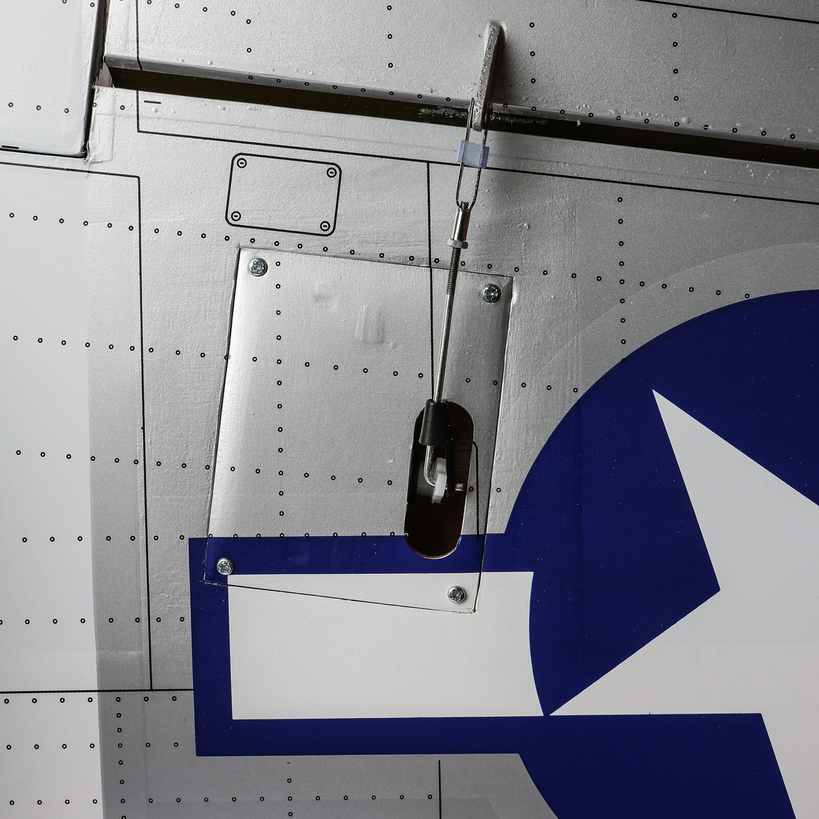 Hangar 9 P-51D Mustang 20cc ARF, 69.5" - 15