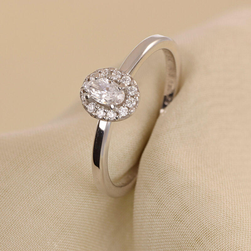Ring Iris diamanter totalt 0,35 ct guld 18 karat 