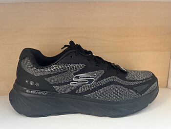 Skechers Herrsko Relaxed Fit (bred läst) med snörning. Svart Waterproof.