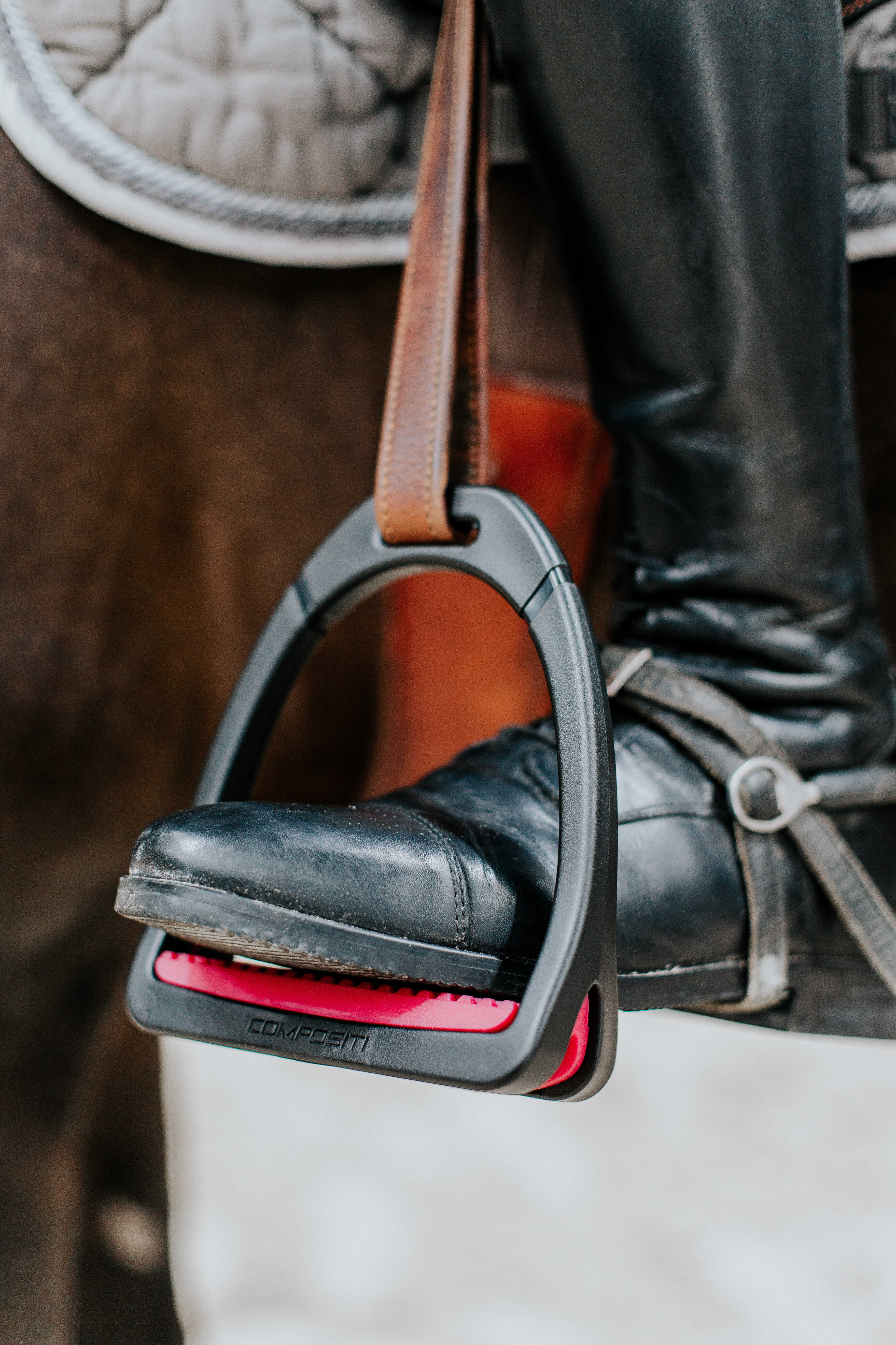 Compositi Premium Stirrups Raspberry 12 cm - 2