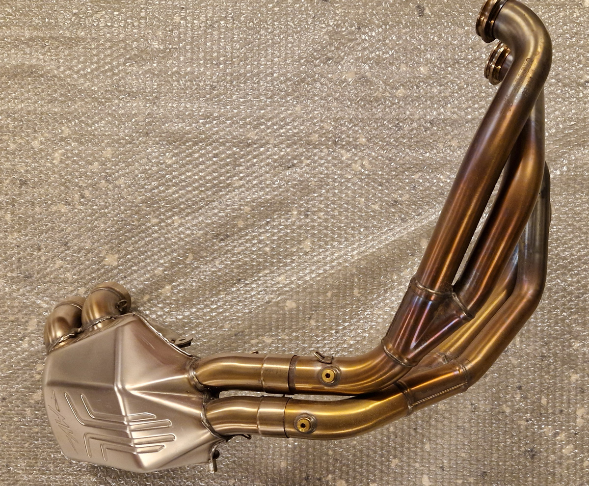 Exhaust + manifold inox Brutale