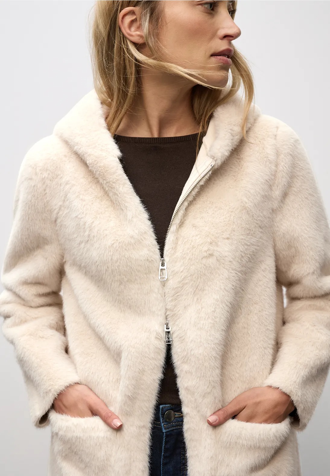 Fake Fur Coat With Hoody - Street One - 5