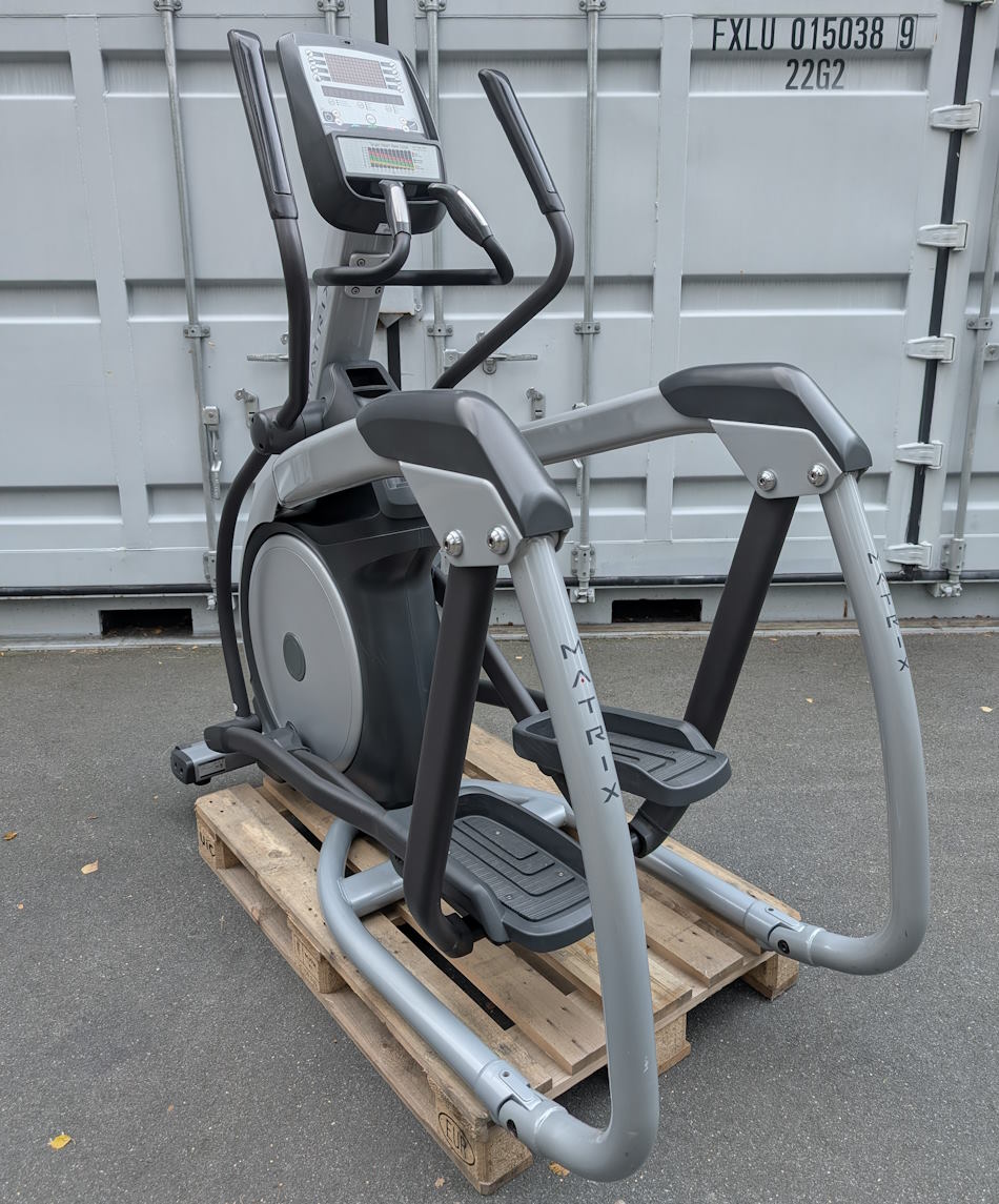 Matrix E-3x Crosstrainer - 2