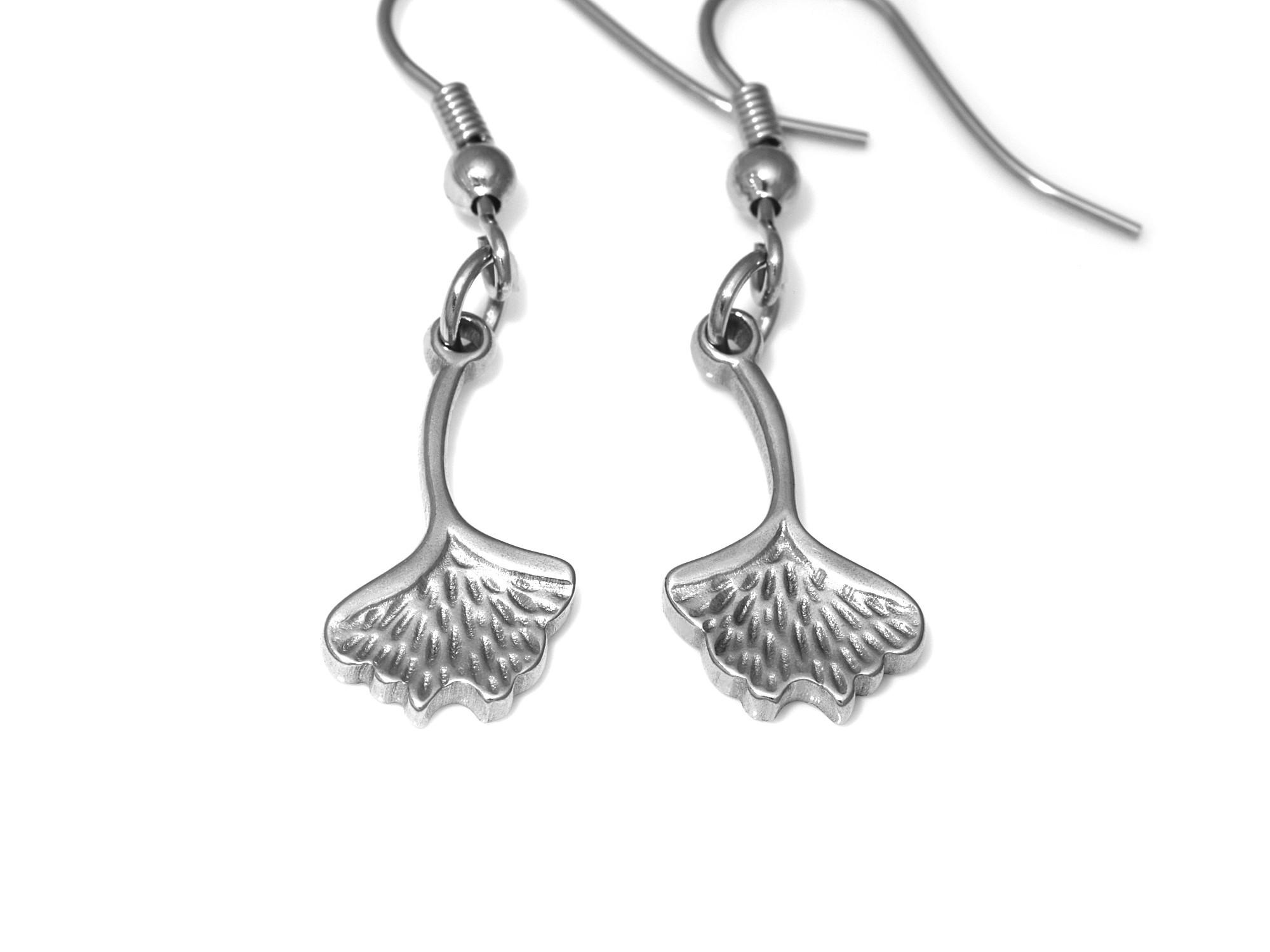 Ginkgo Biloba Örhängen i Rostfritt Stål, Löv Accessoar, Natur Smycke - 2