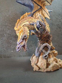 Tudor Mint - Large Mountain Dragon 