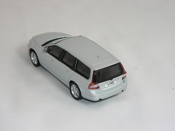 Volvo V70  1:43  Hongwell
