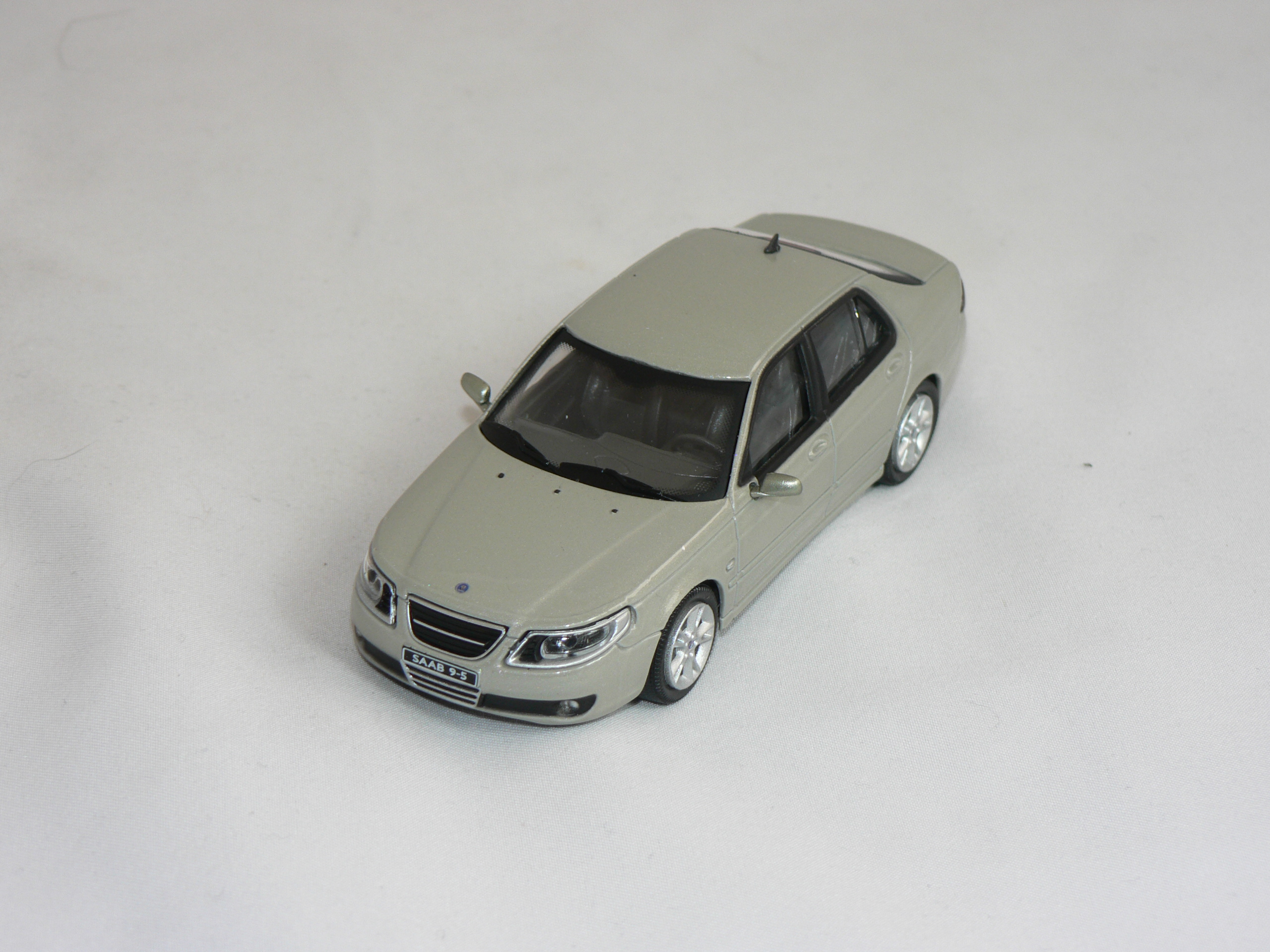 Saab 9,5 Aero  1;43  Hongwell