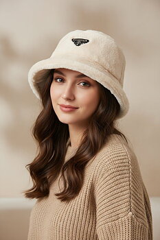 Bucket hat faux fur beige