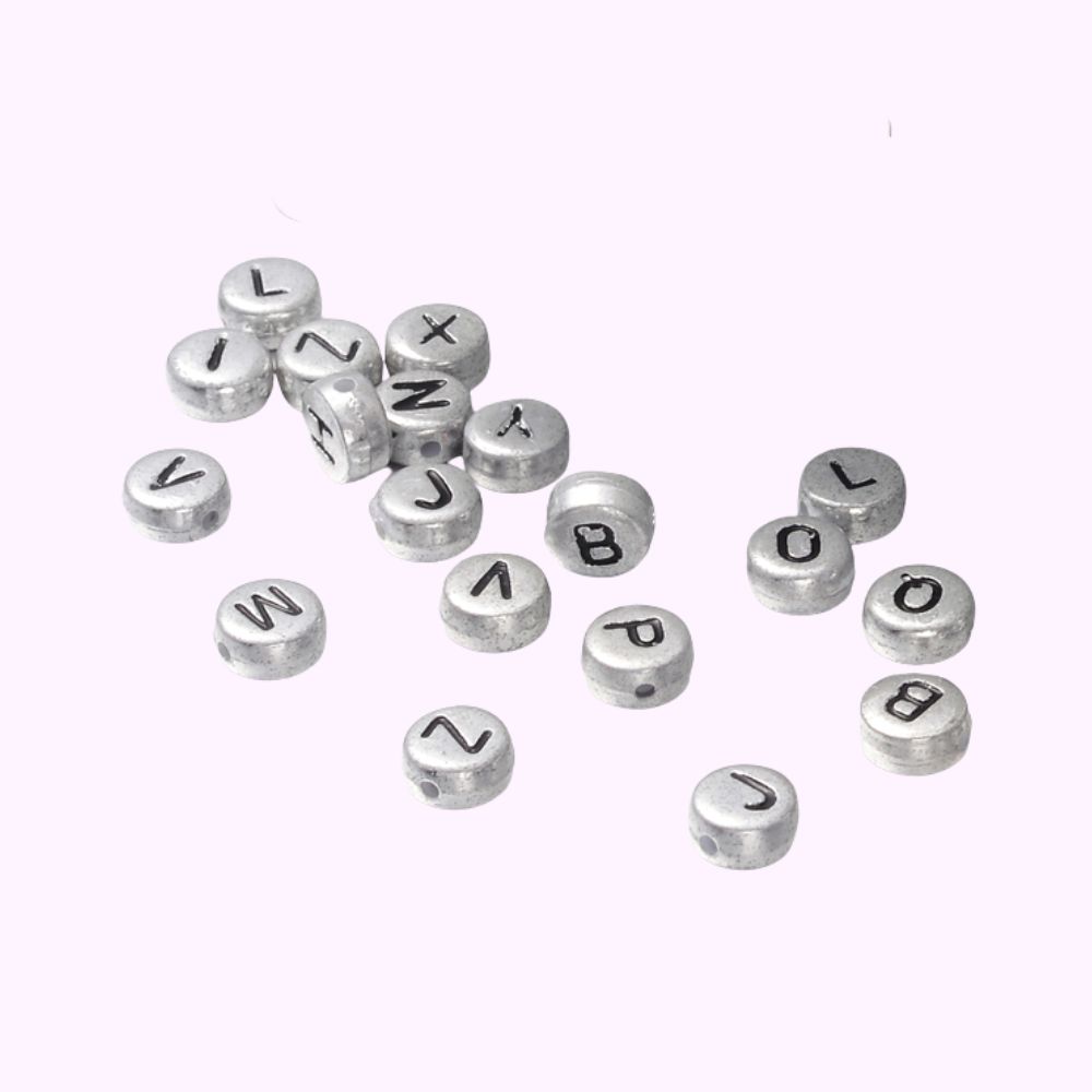 Bokstavspärlor ABC 7 mm silverfärgad mix 78 st - 2