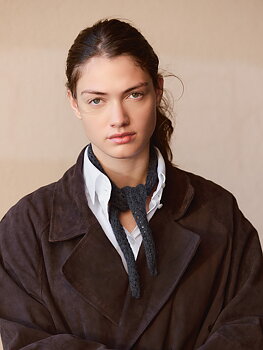 Sandnes Lacey Scarf 2508_02 (25 m mönsterstick st 3)