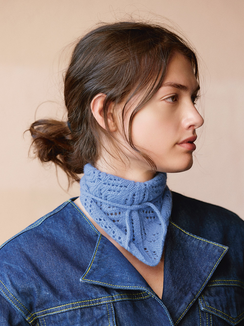 Sandnes Agnes Head Scarf 2508_04 (25 m mönsterstick st 3) - 2