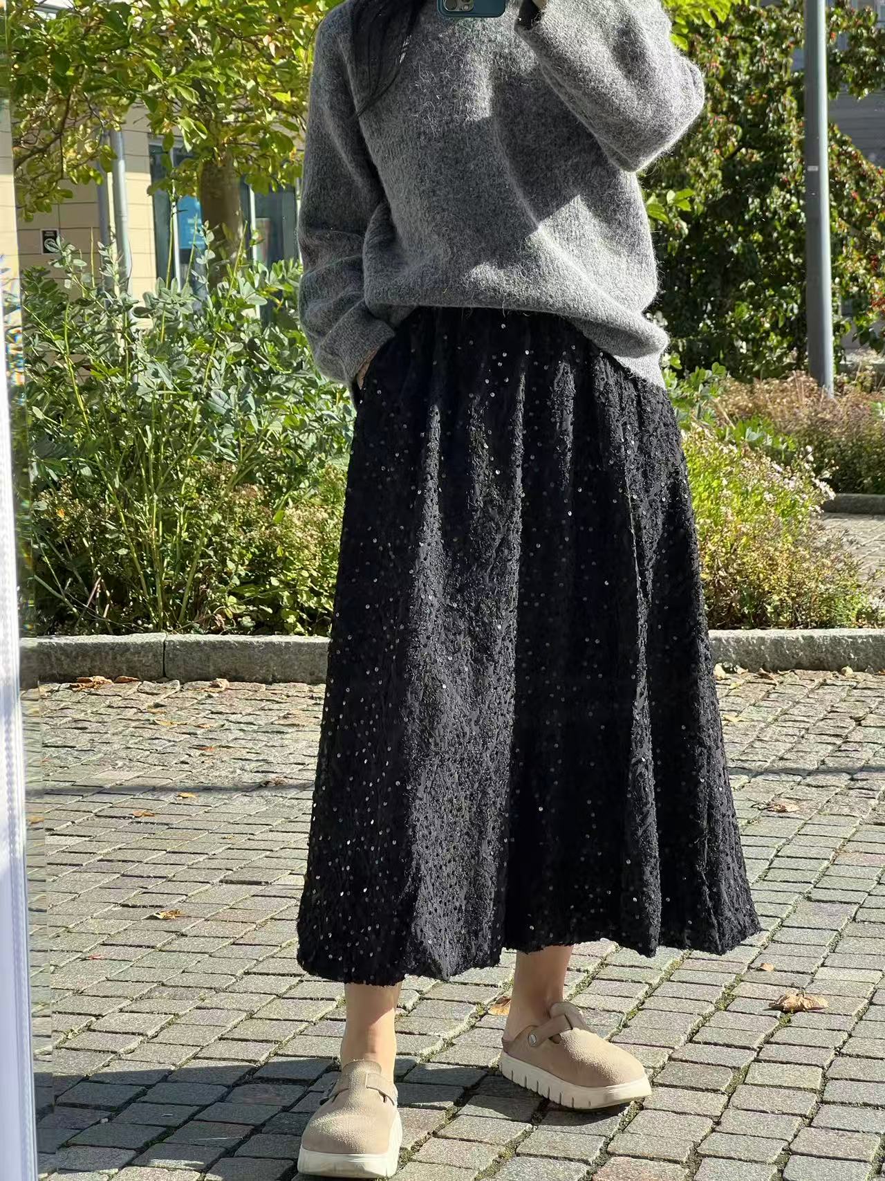 YAS Serala Balloon Midi Skirt