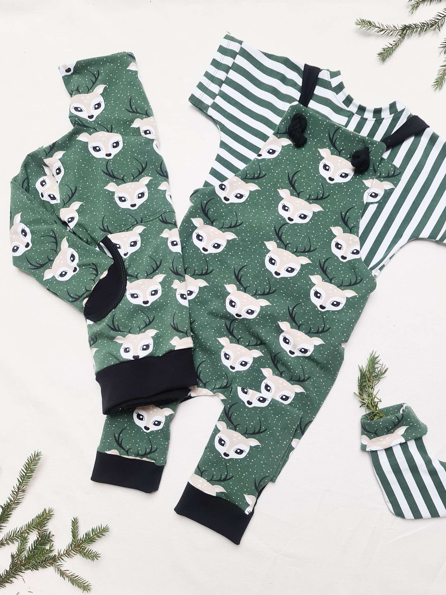 DEBBIE DEER - FOREST GREEN - 5