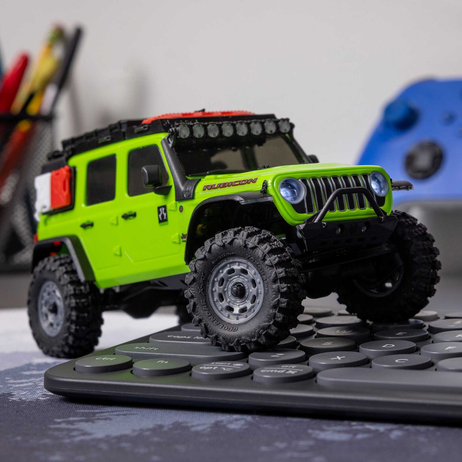 Axial 1/30 SCX30 Jeep Wrangler JLU 4X4 RTR Brushed Rock Crawler (Battery & Charger Included), Green - 12