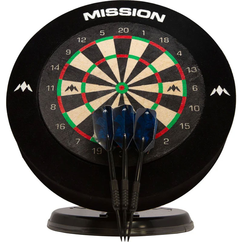 Mission Mini skrivbordsdarttavla komplett med väggskydd och 2 uppsättningar dartpilar.