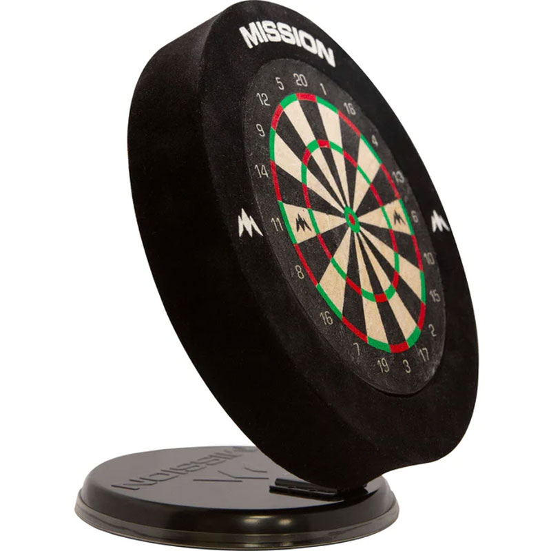 Mission Mini skrivbordsdarttavla komplett med väggskydd och 2 uppsättningar dartpilar. - 2