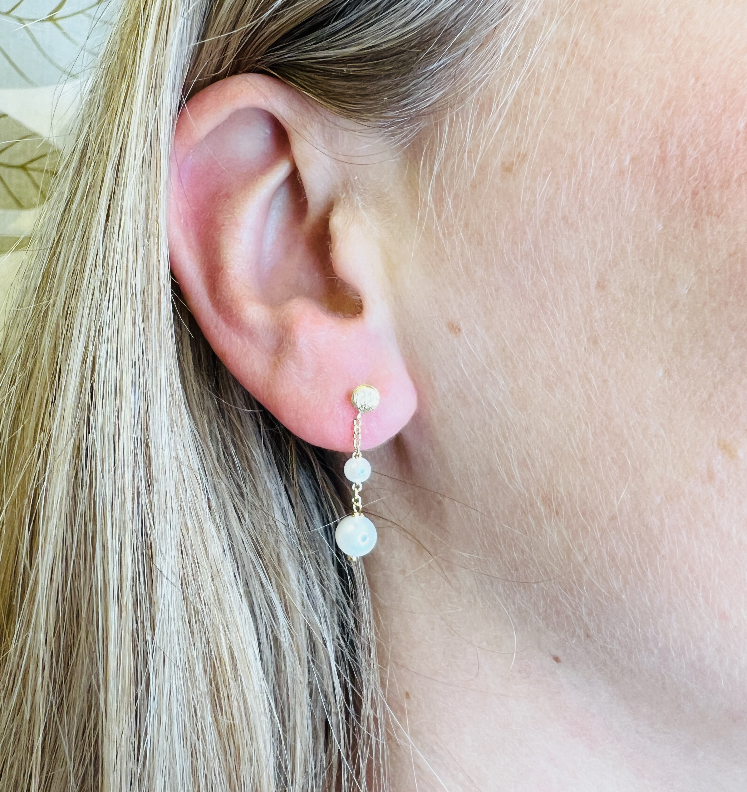 Kulta korvakorut 18k 2 PEARLS DOTS MATT - 2