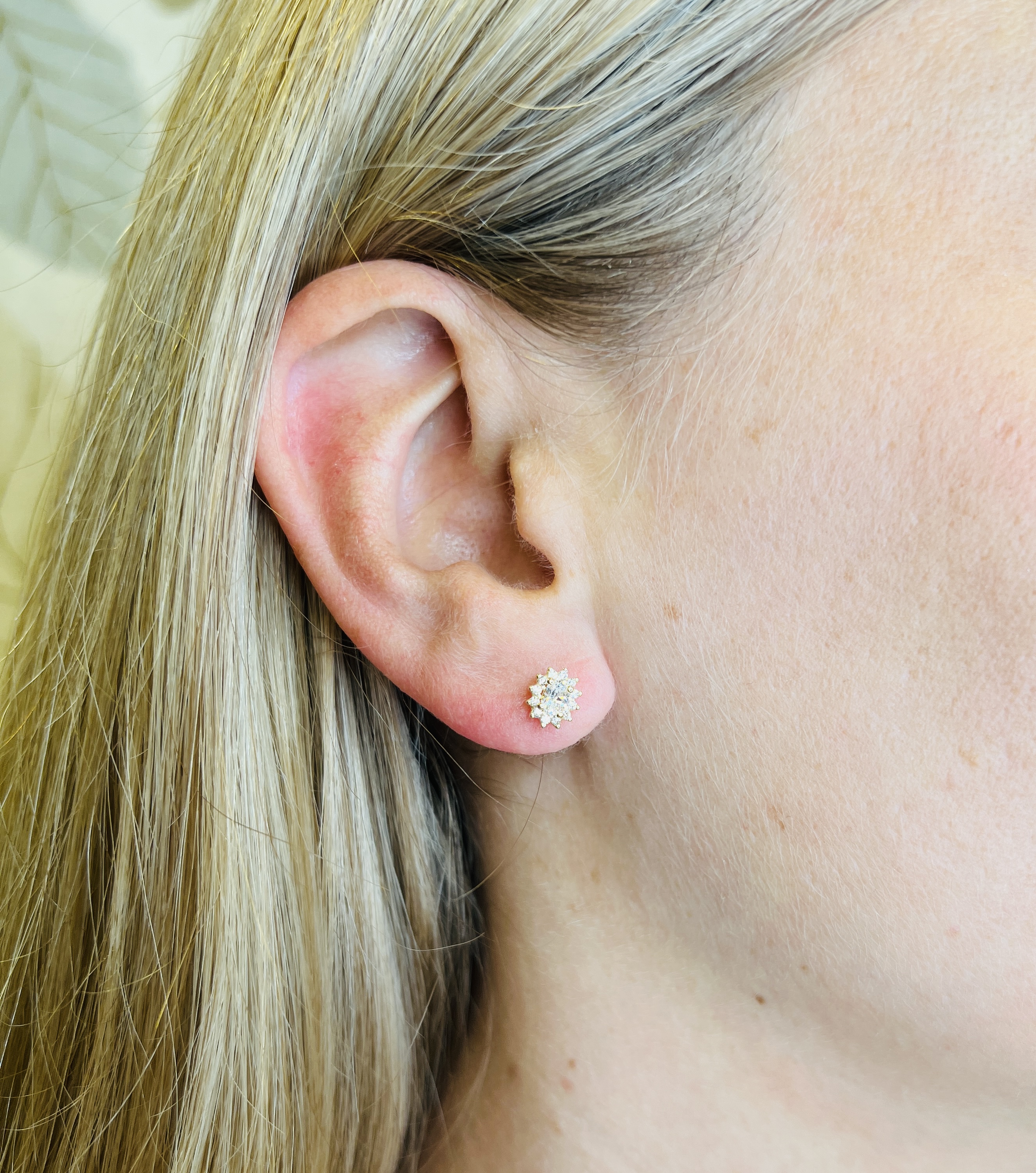 Kultaiset korvakorut 18K CARMOSÉ OVAL - 2