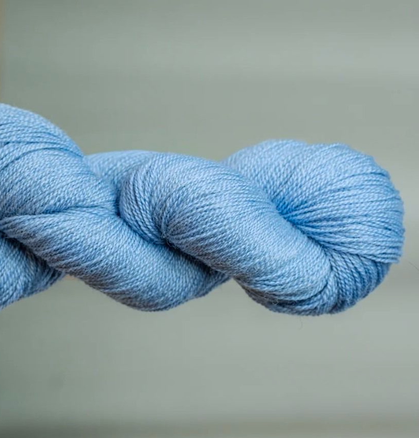 Bockens Möbelåtta  8/2 yllebroderigarn - 9