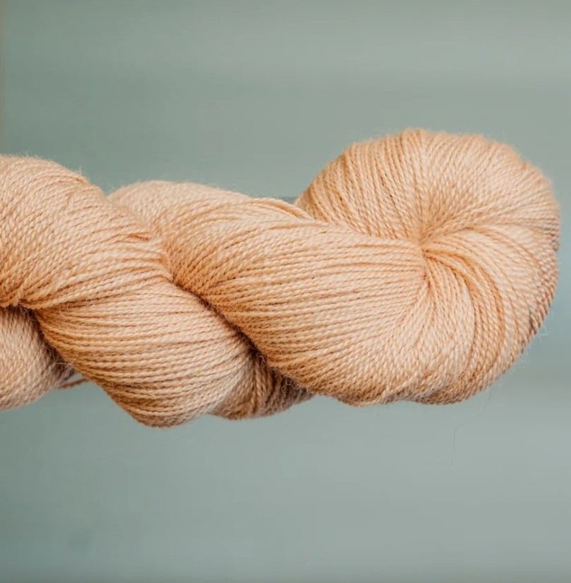 Bockens Möbelåtta  8/2 yllebroderigarn - 16