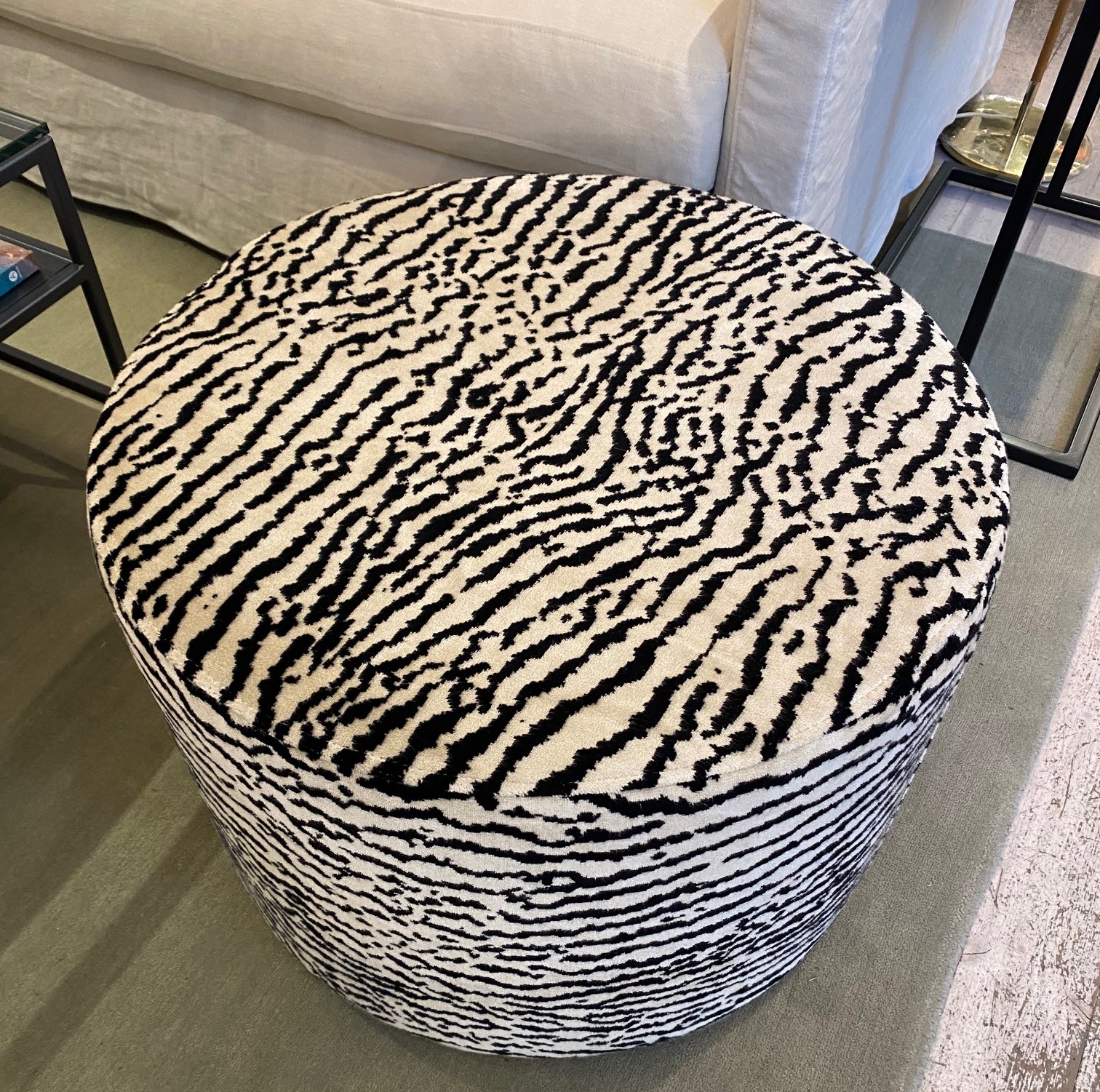 Fotpall Rund Catz, Large - Off white - 2