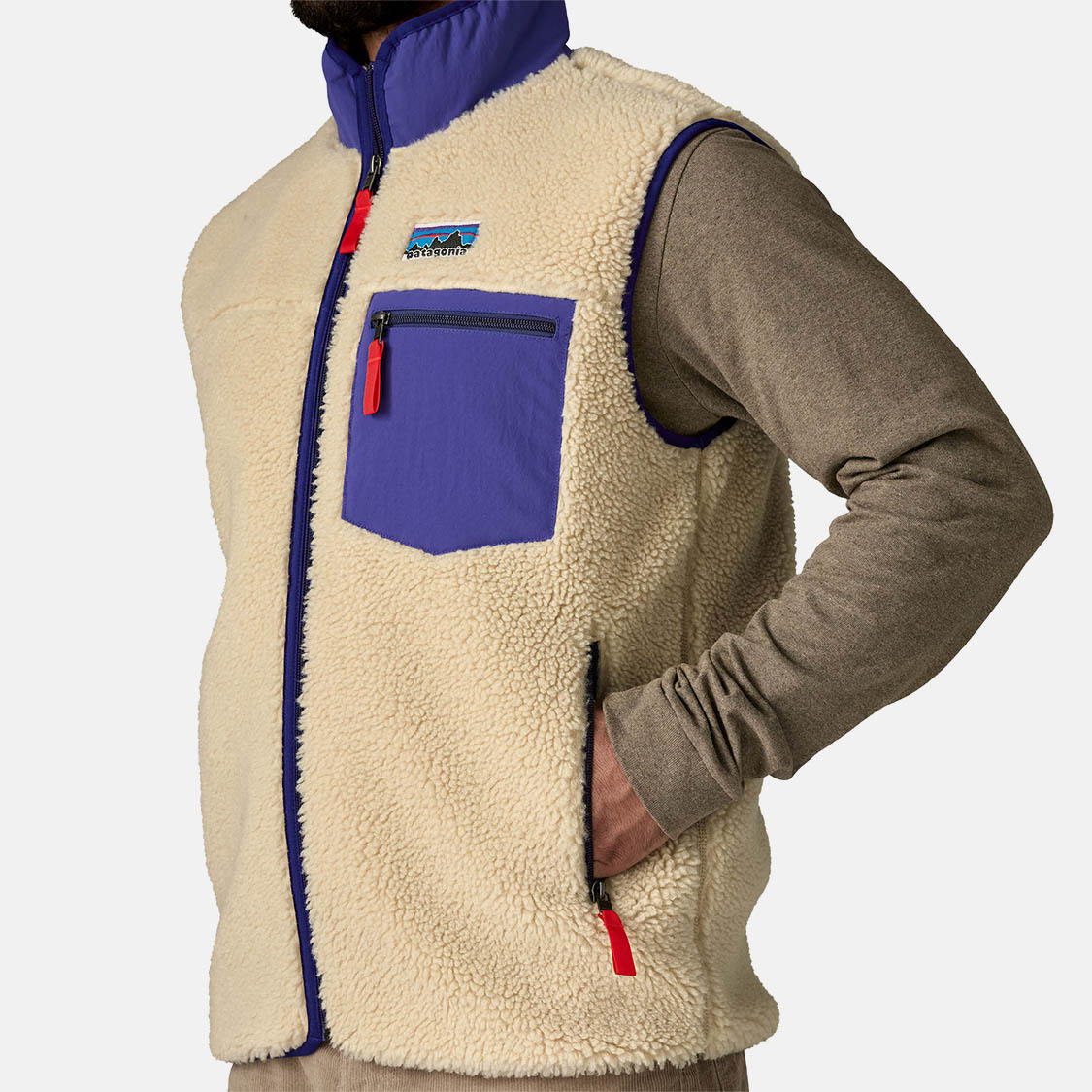 Patagonia - Classic Retro-X Vest Dark Natural - 6