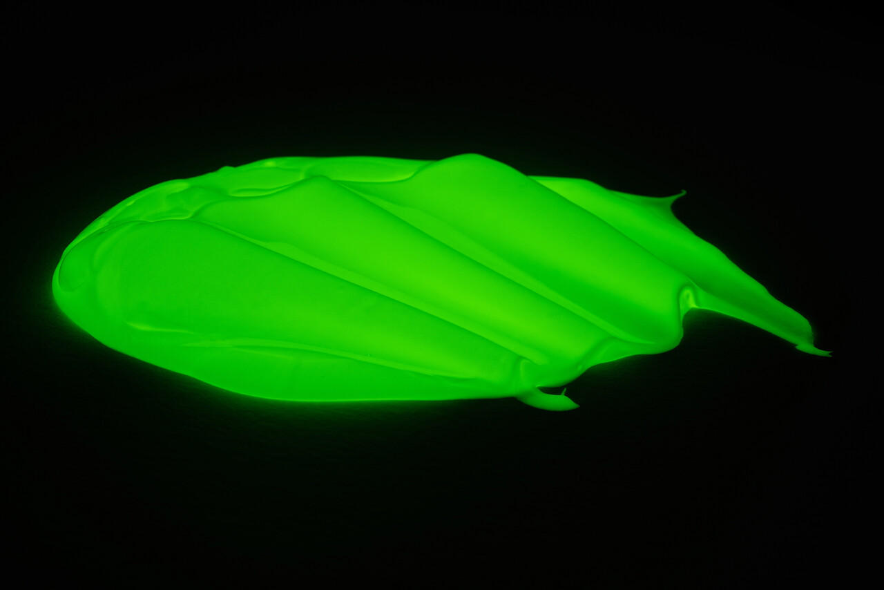 Amsterdam Glow in the dark medium 122 | mini 120 ml - 2