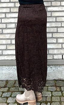 Marta Spetskjol Titania Brun