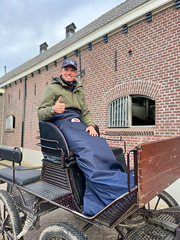 VINTERFÖRKLÄDE MED FOTPÅSE