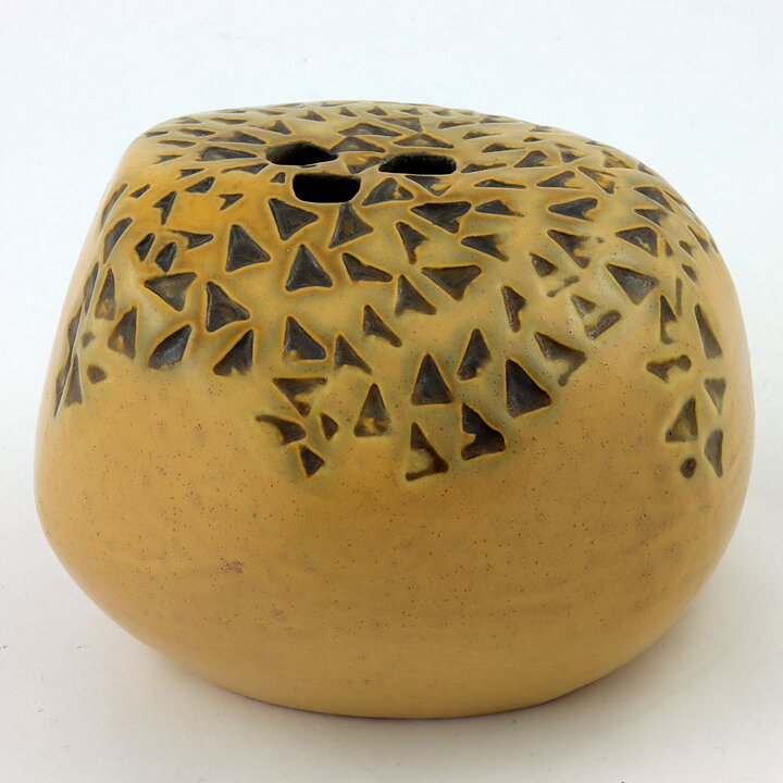 Johnny Rolf (1966) Yellow Flower Stone with Relief Decor 14/10 cm