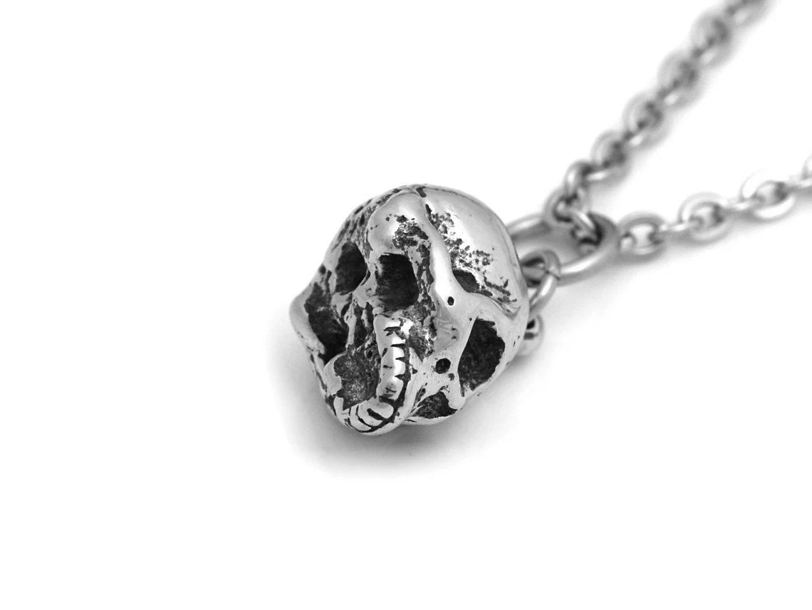 Litet Döskalle Halsband, Handgjort Mänskligt Kranium Smycke - 3