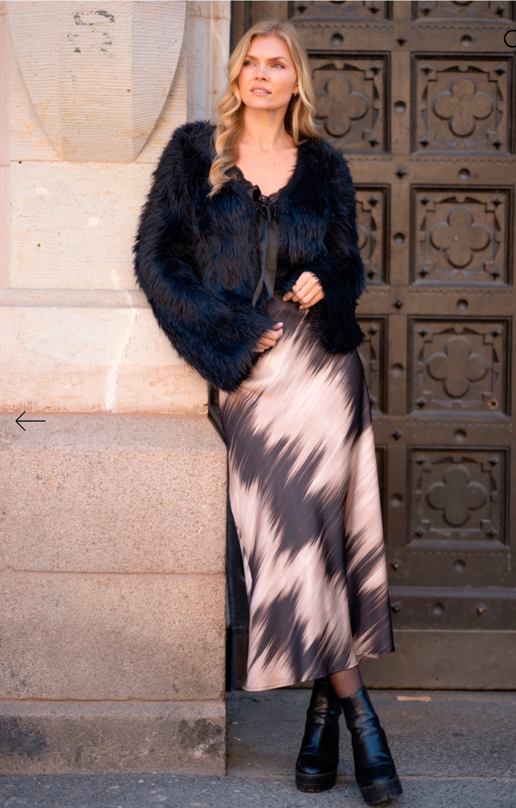 Capri Collection- Chantelle kofta svart - 3