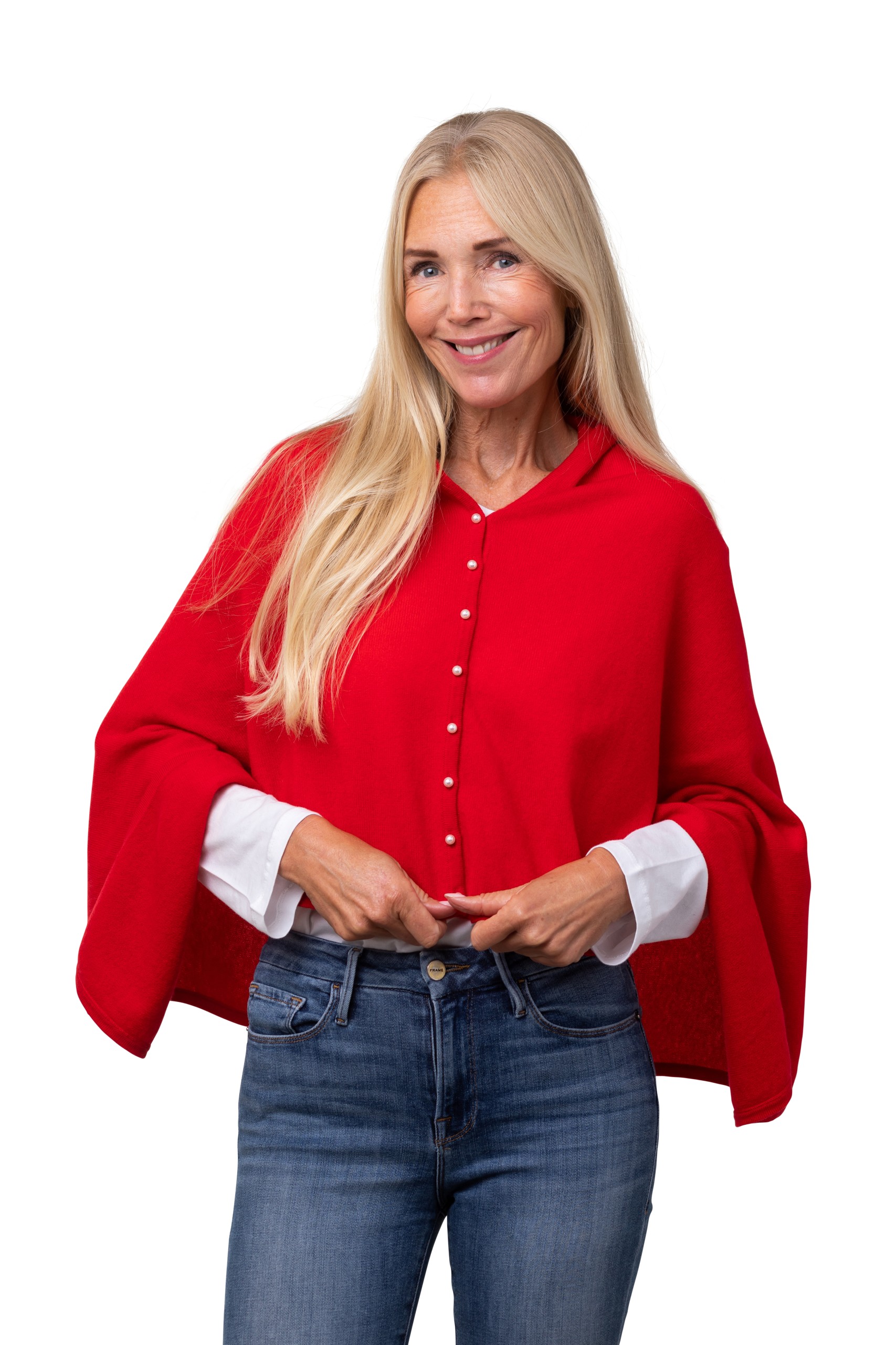  Inez  Poncho med knappar,  Röd  från 8design cashmere, säljs på Hospitalsgatan  