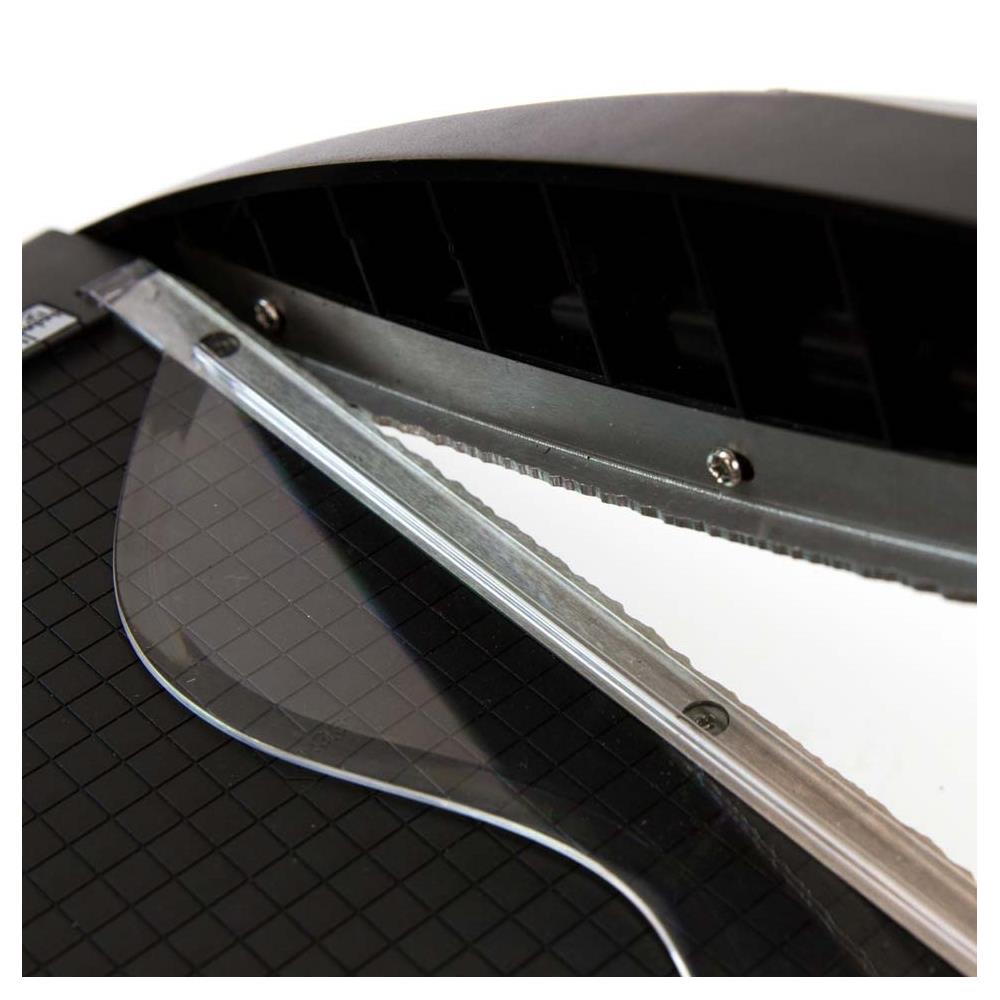 Tim Holtz - Deckle Edge Trimmer - 5