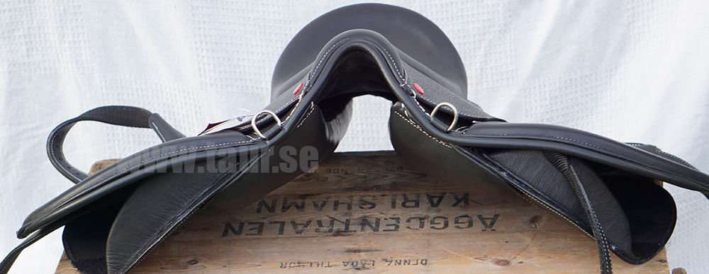 EDIX® Elore treeless pony saddle (dressage - 18