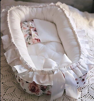 Babynest rosa blom - Färdigsytt