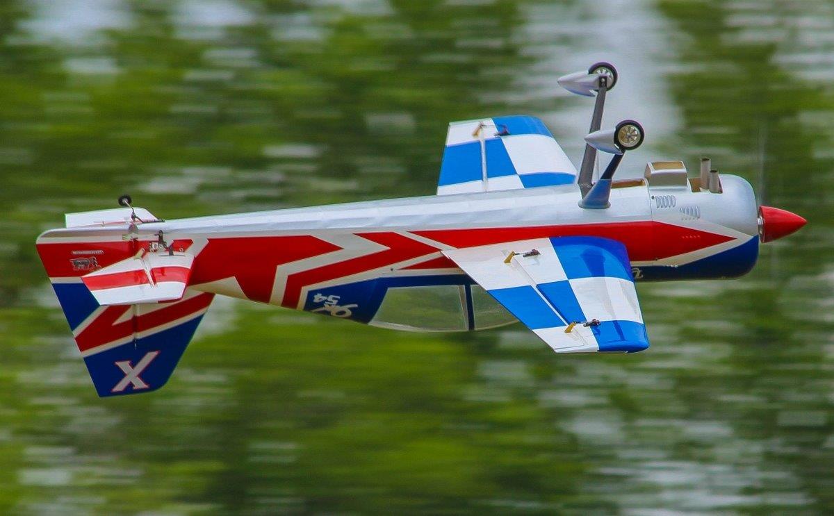 Extreme Flight YAK 54 EXP 110tum/2.79M Red/White - 3