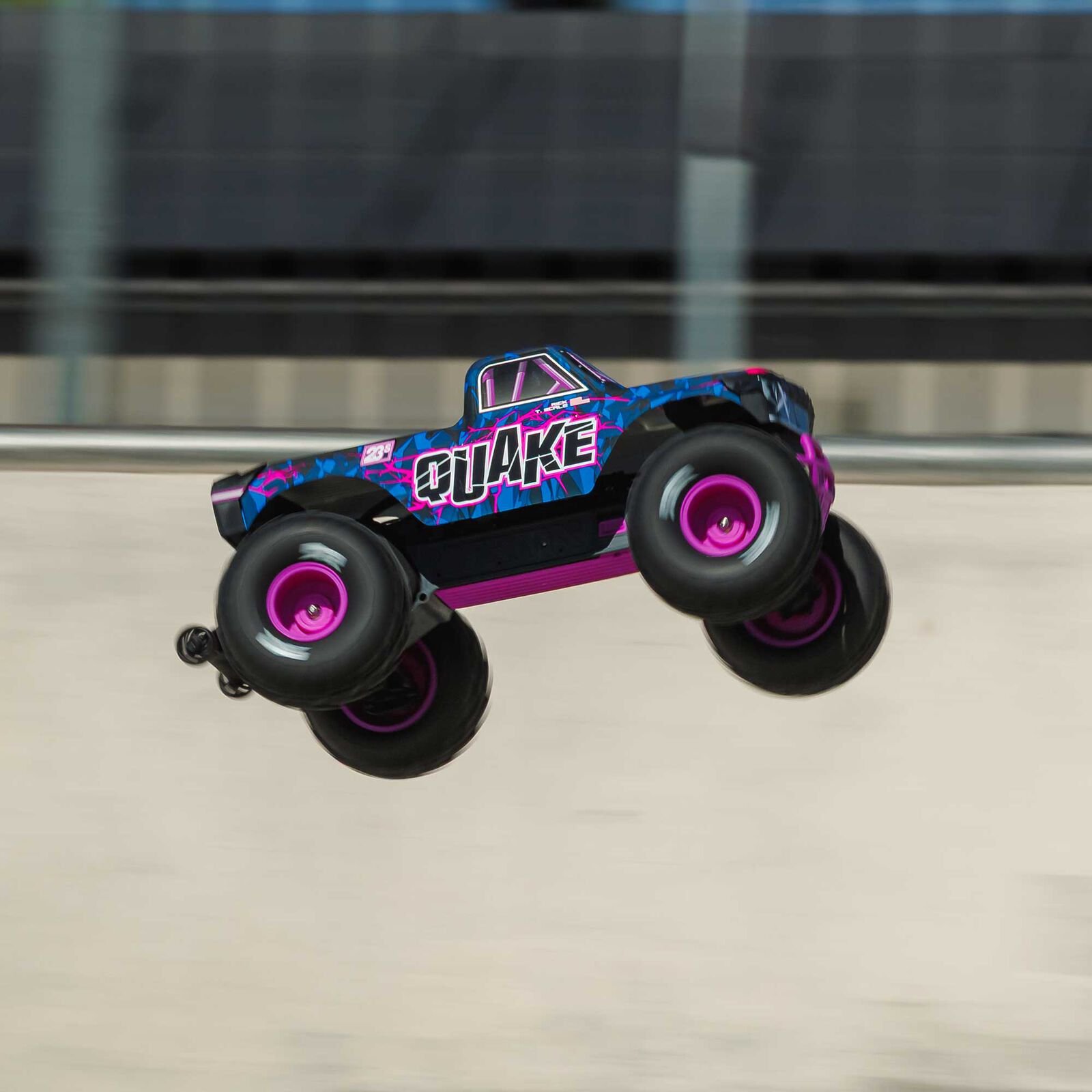 Arrma 1/10 QUAKE 223S DSC 2WD RTR Brushless Monster Truck, Purple - 21